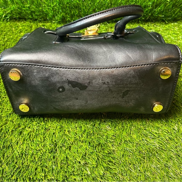 Michael Kors Black Leather Satchel with Modern Silhouette - Picture 3 of 7